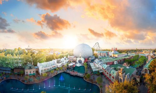 Europa park ,  à Rust en Allemagne , élu  meilleur parc au monde .