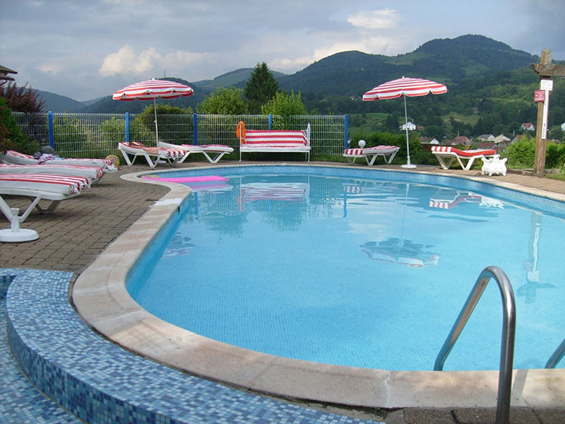 Piscine extérieure